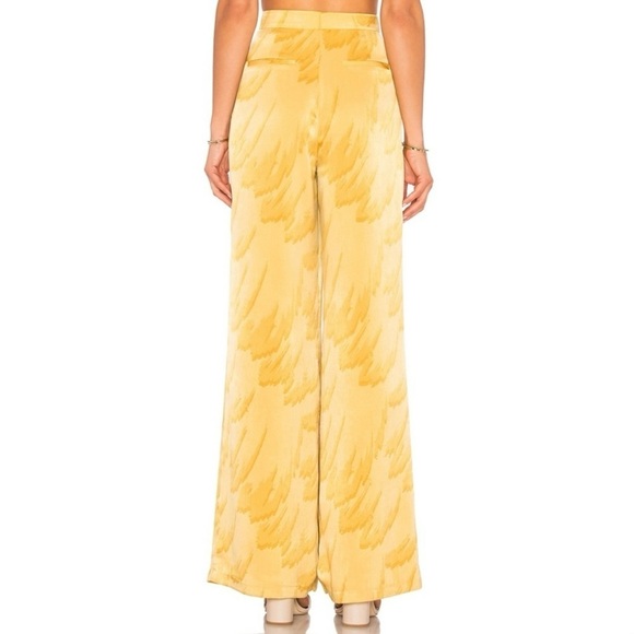 NWOT HOUSE OF HARLOW 1960 X REVOLVE Mona Pant Feather Print XS - Picture 3 of 10